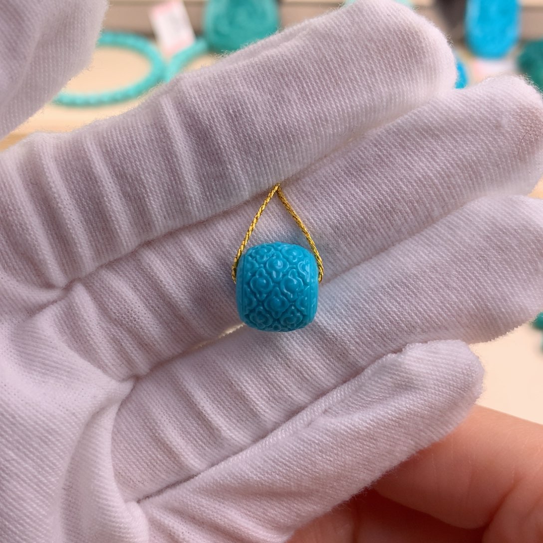 绿松石珠宝奇石未镶嵌12.1*10.8mm