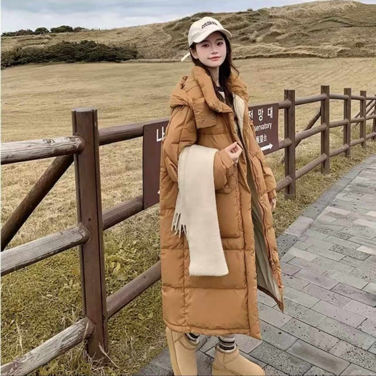 2025新款法式慵懒风时尚休闲高端奢品冬季保暖时尚女士羽绒服G344