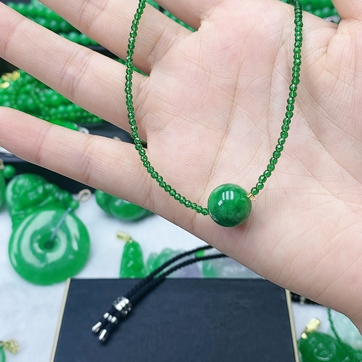 翡翠颈饰未镶嵌00000000000