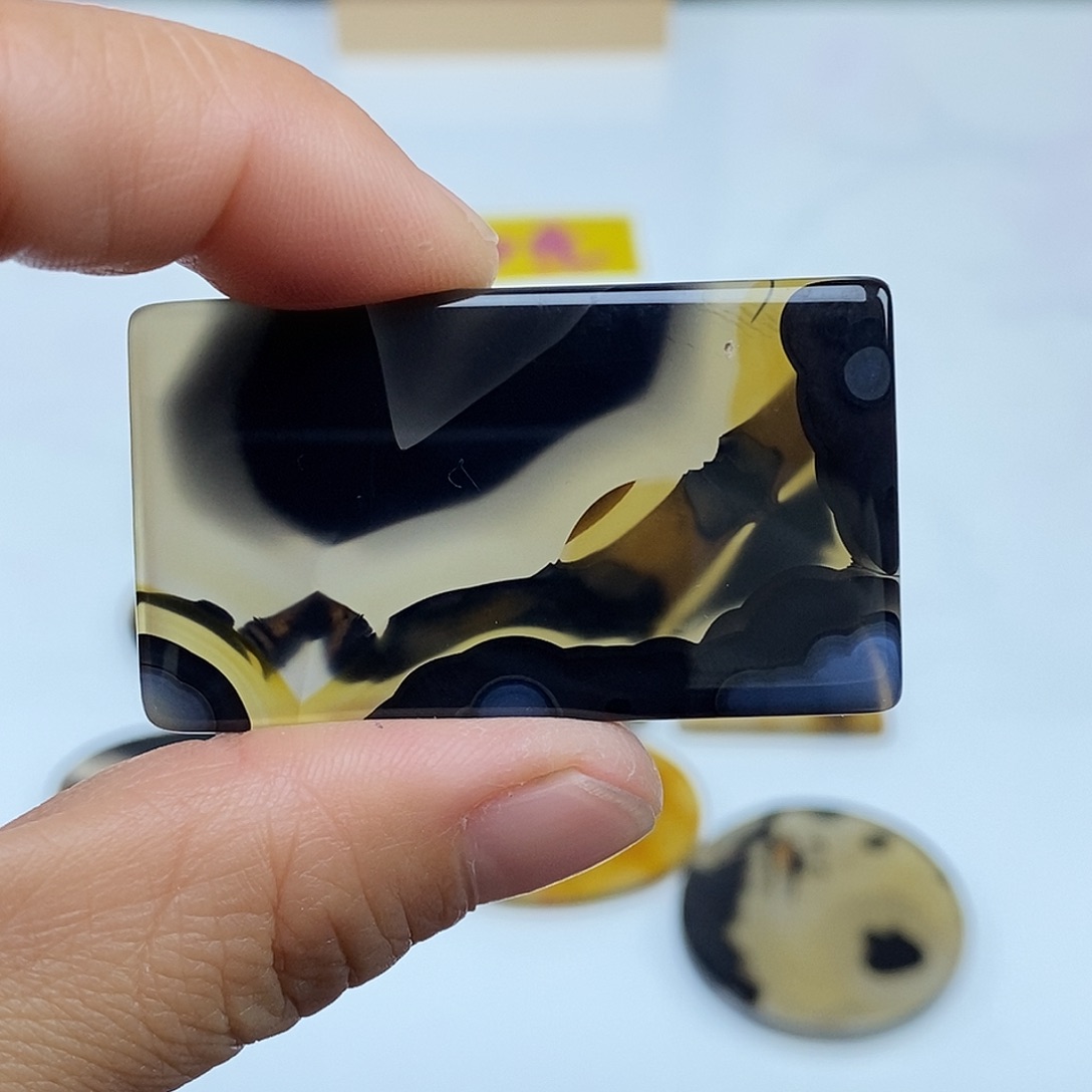 玛瑙/玉髓未镶嵌珠宝半成品