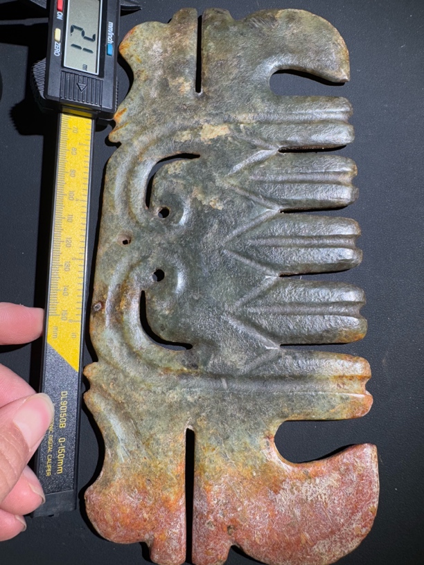 和田玉文化期玉梳子