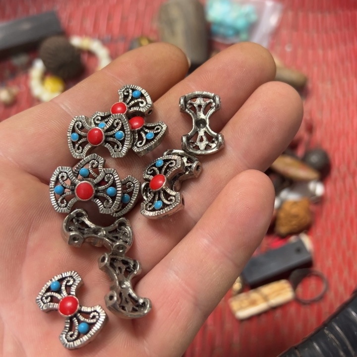 潇***洒多宝阁175不退不换