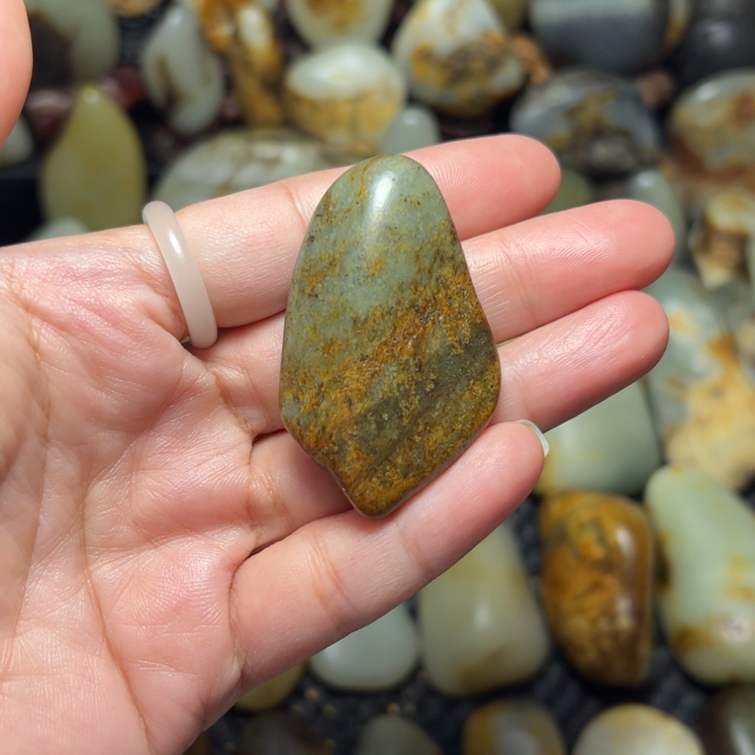 和田玉（青玉）2未镶嵌