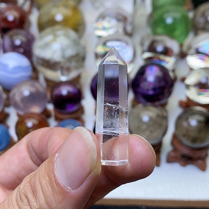 水晶白水晶柱子未镶嵌