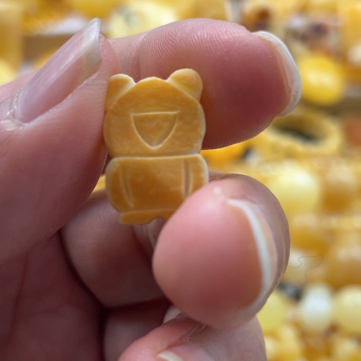 蜜蜡手串未镶嵌吊坠