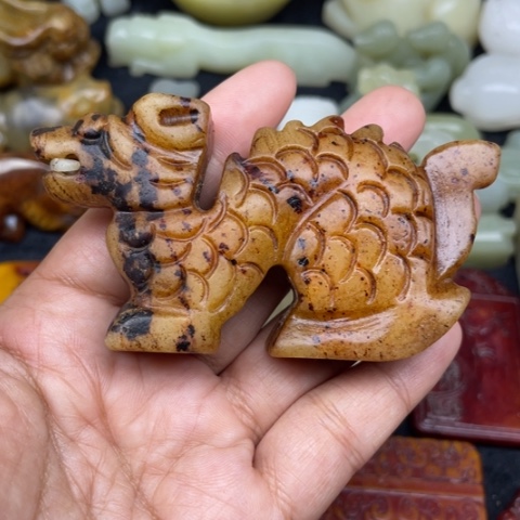 未镶嵌蛇纹石玉颈饰45