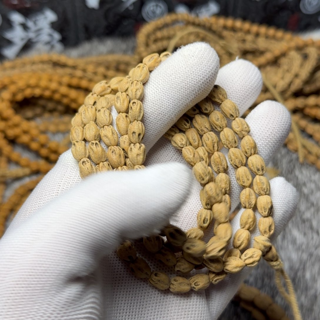 原桩粉皮长腿鬼脸