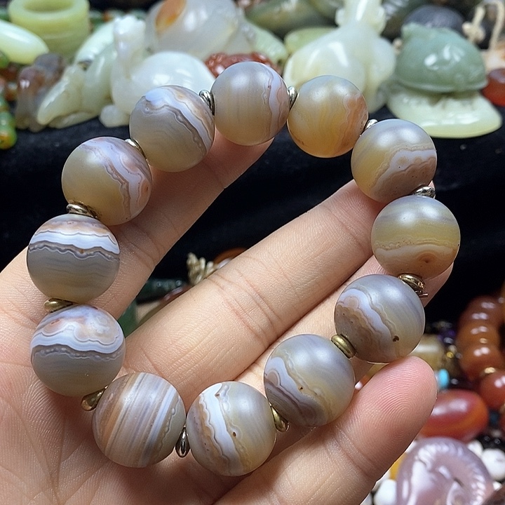 玛瑙/玉髓颈饰未镶嵌