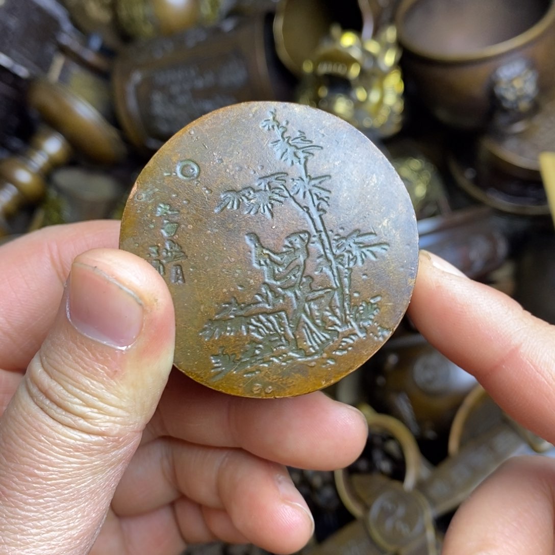 精美铜器，做工精致