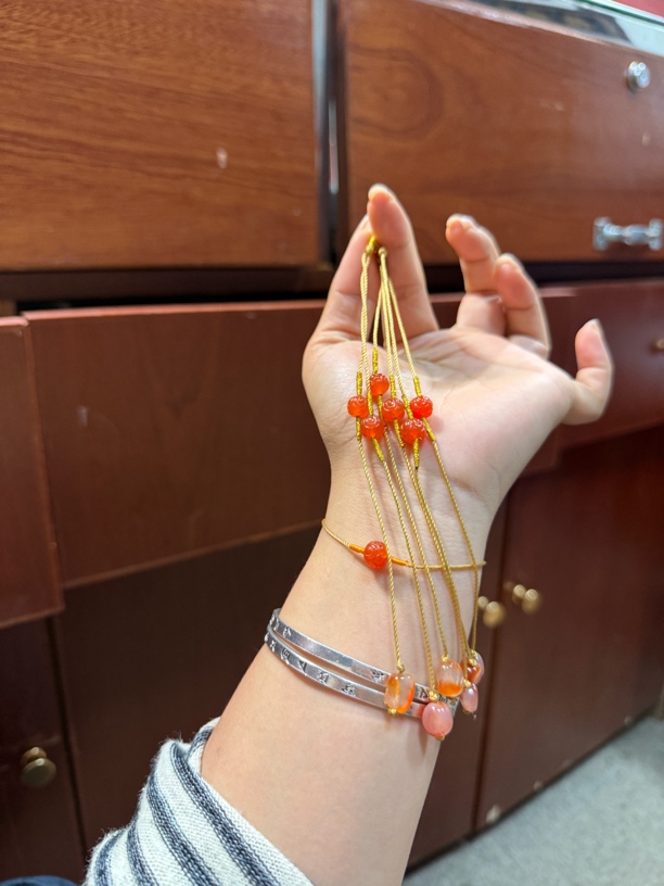 一颗南红莲花珠简单款