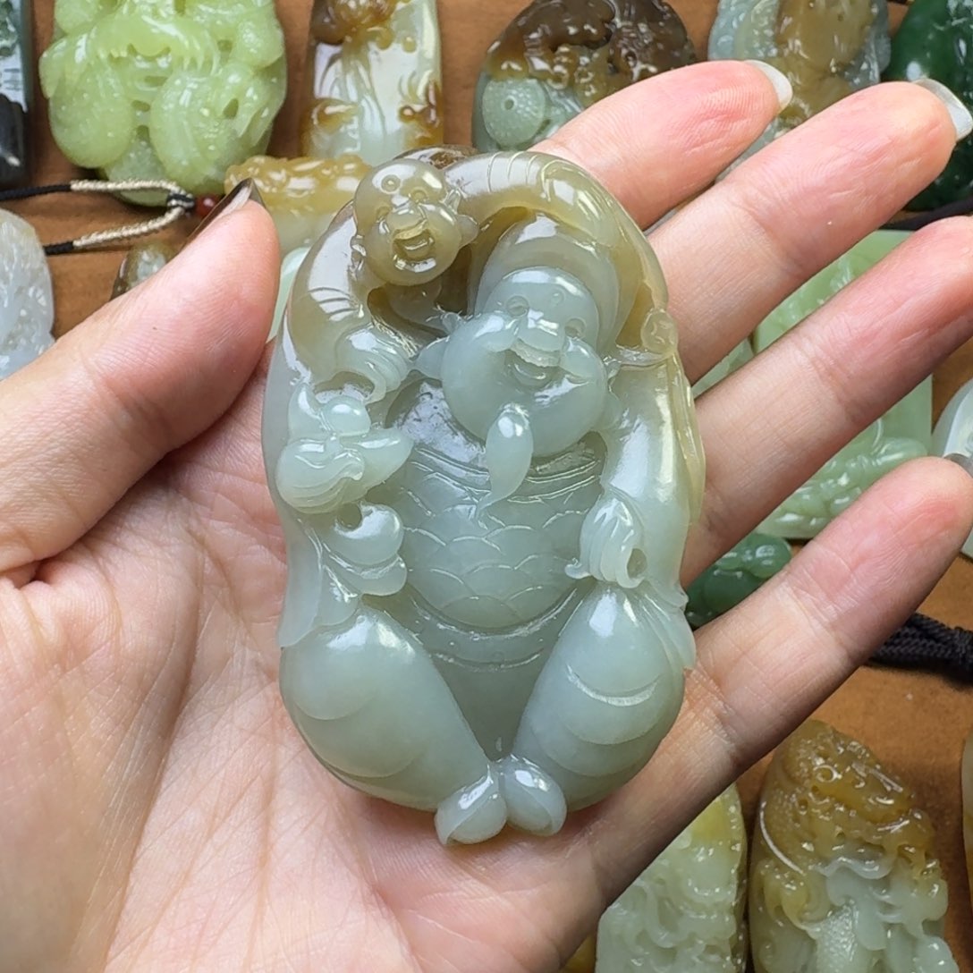 和田玉颈饰未镶嵌