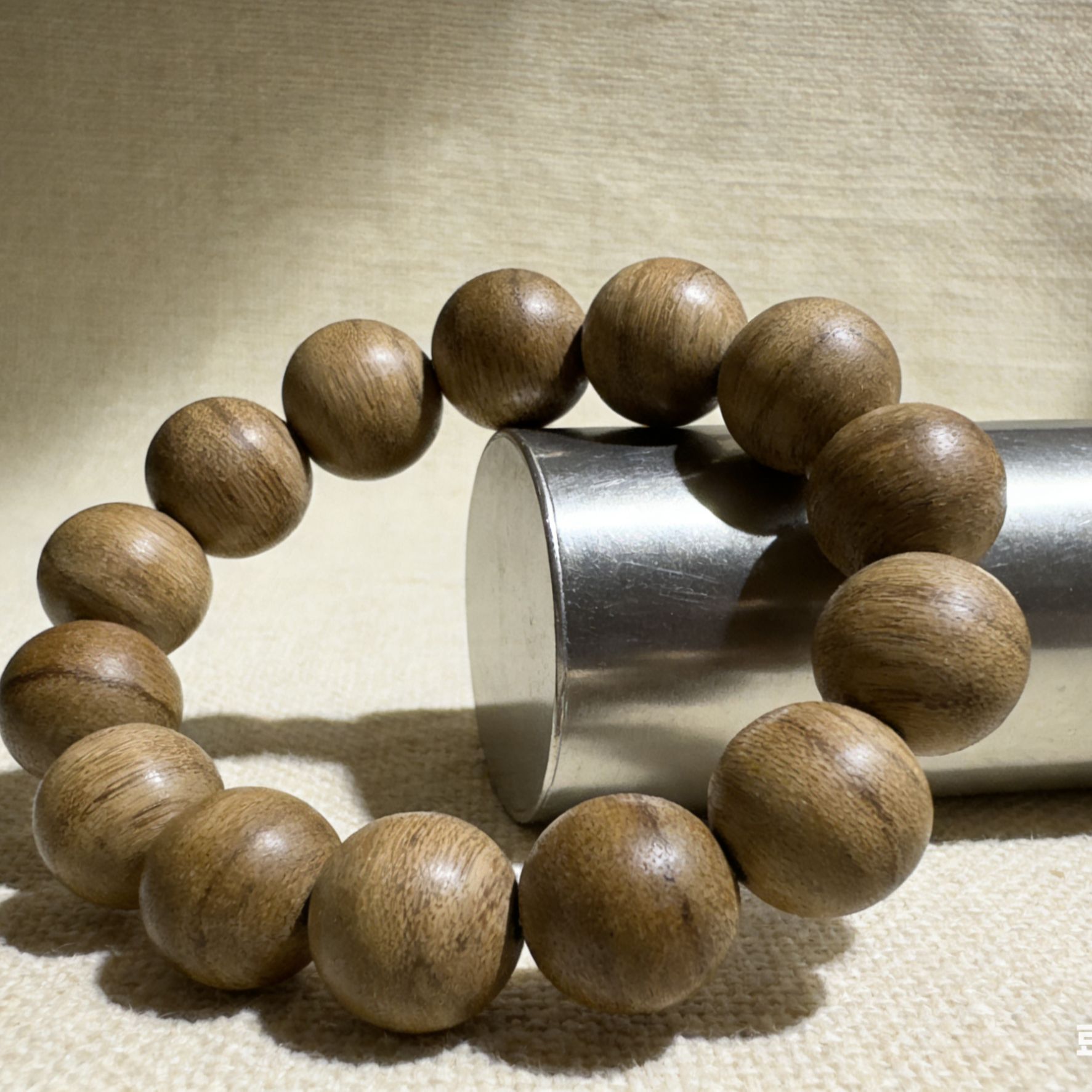 沉香（天然野）锡兰黑虎纹20mm手串【夏03016683】-多样性发货