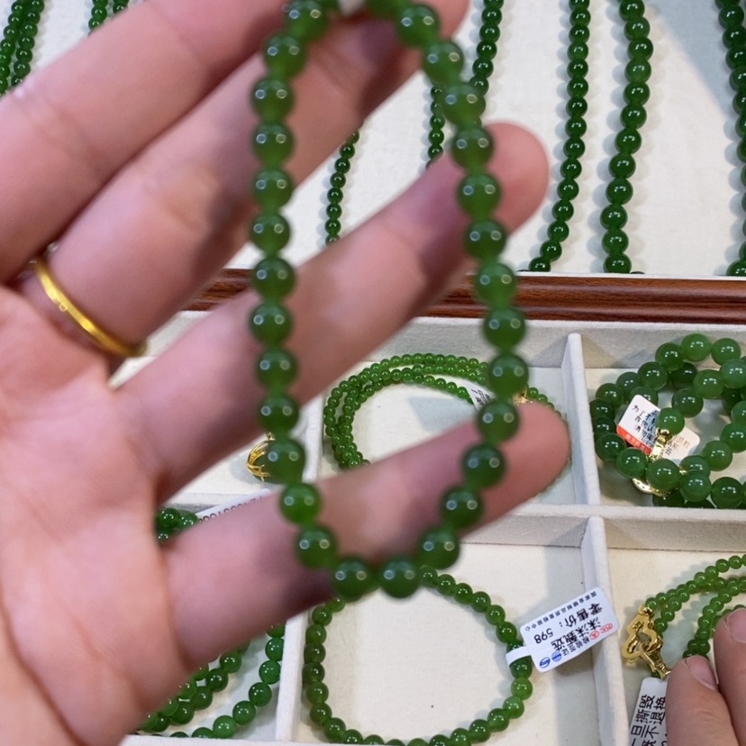 【闪购商品】和田玉（碧玉）颈饰未镶嵌