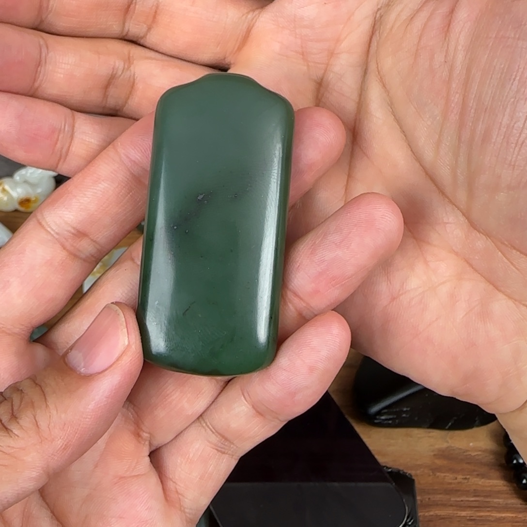 和田玉牌子未镶嵌笑**湖不退不换