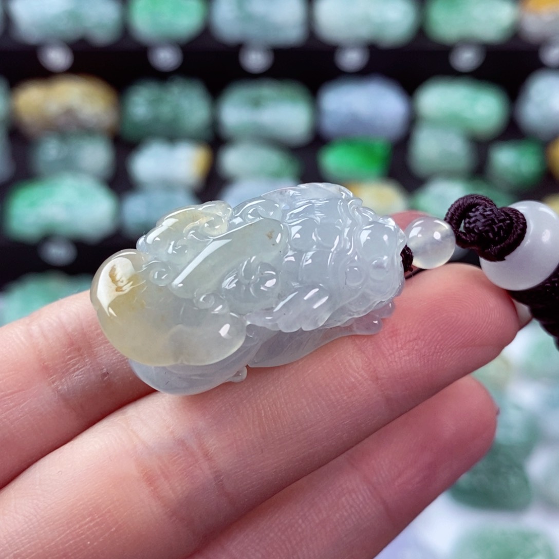 翡翠颈饰未镶嵌天然