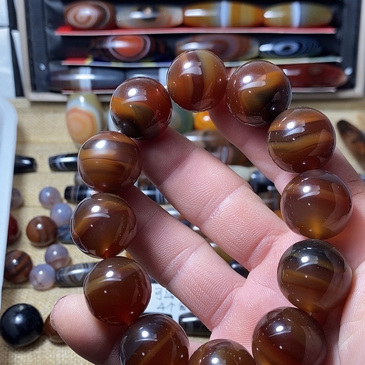 玛瑙/玉髓合金颈饰