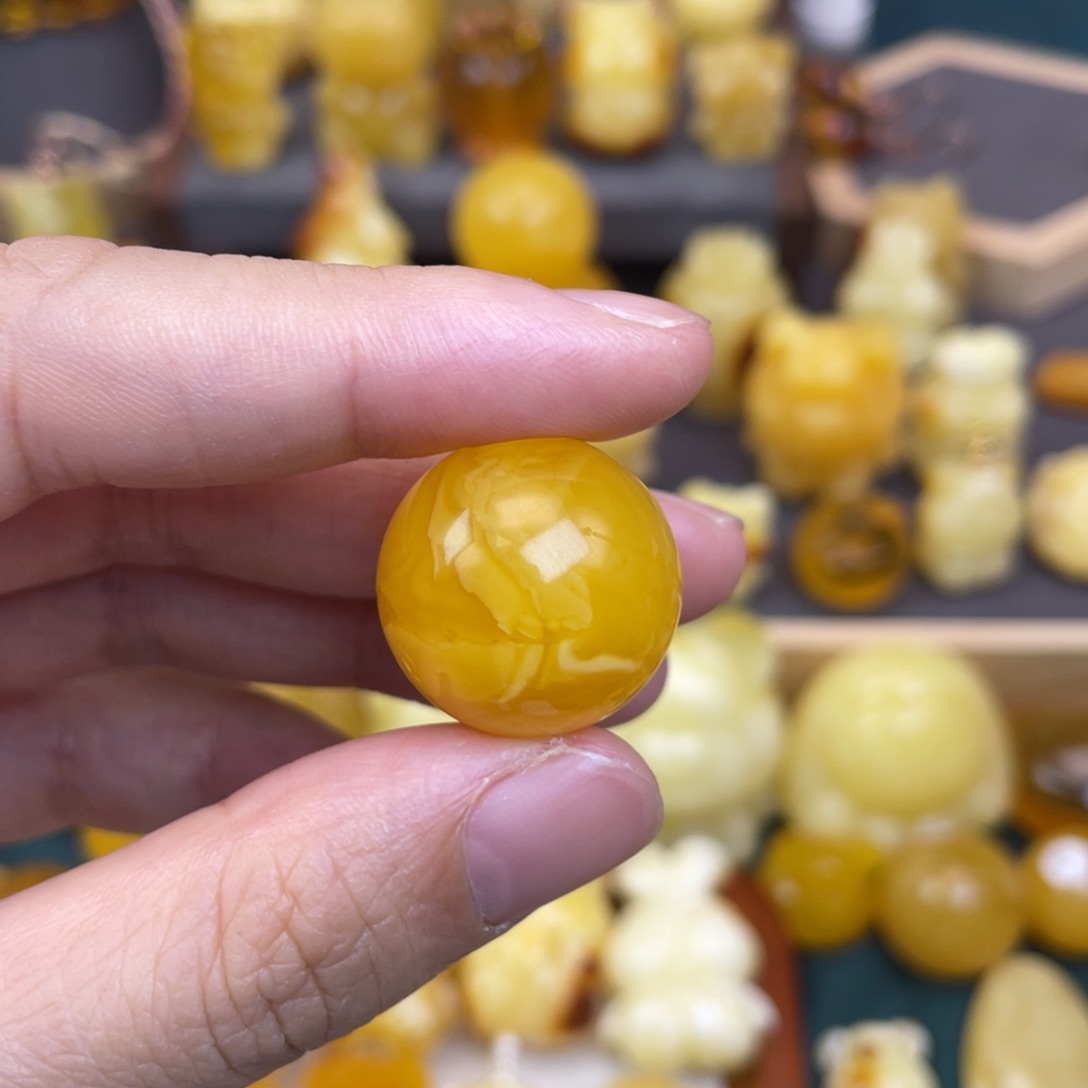 未镶嵌琥珀裸石蜜蜡