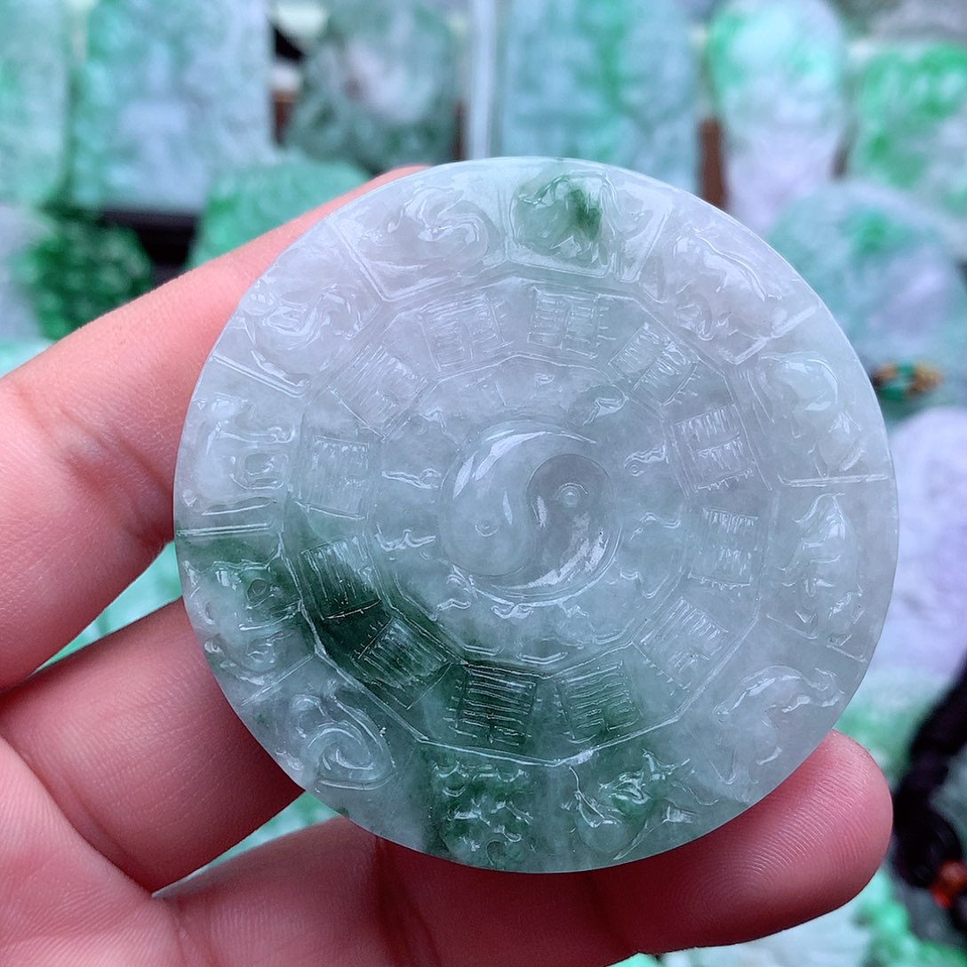 翡翠吊坠(不含链)未镶嵌