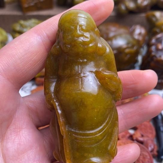 蛇纹石玉未镶嵌颈饰99