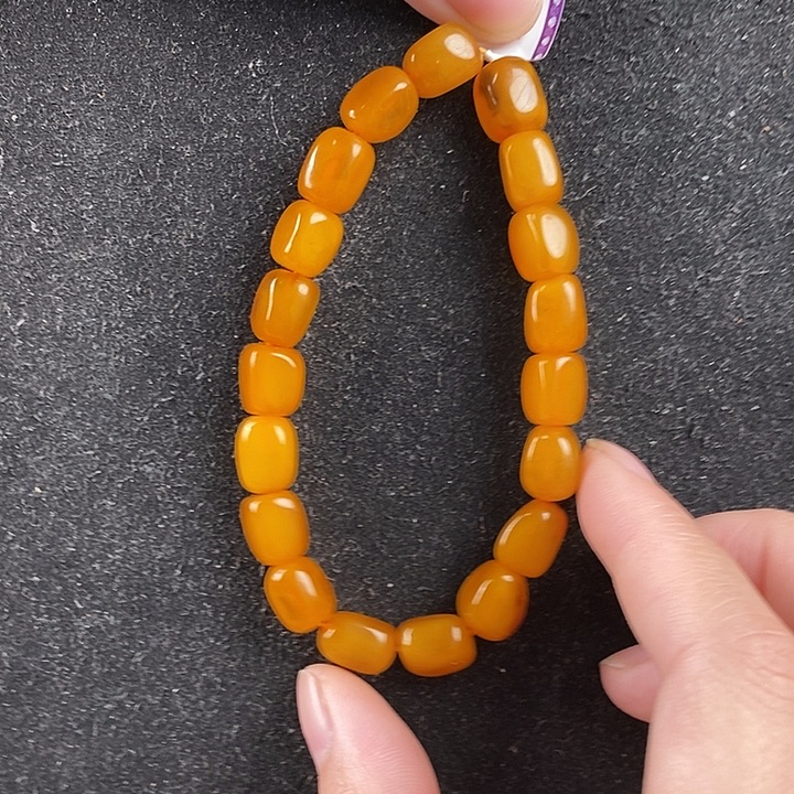 蜜蜡未镶嵌珠宝奇石