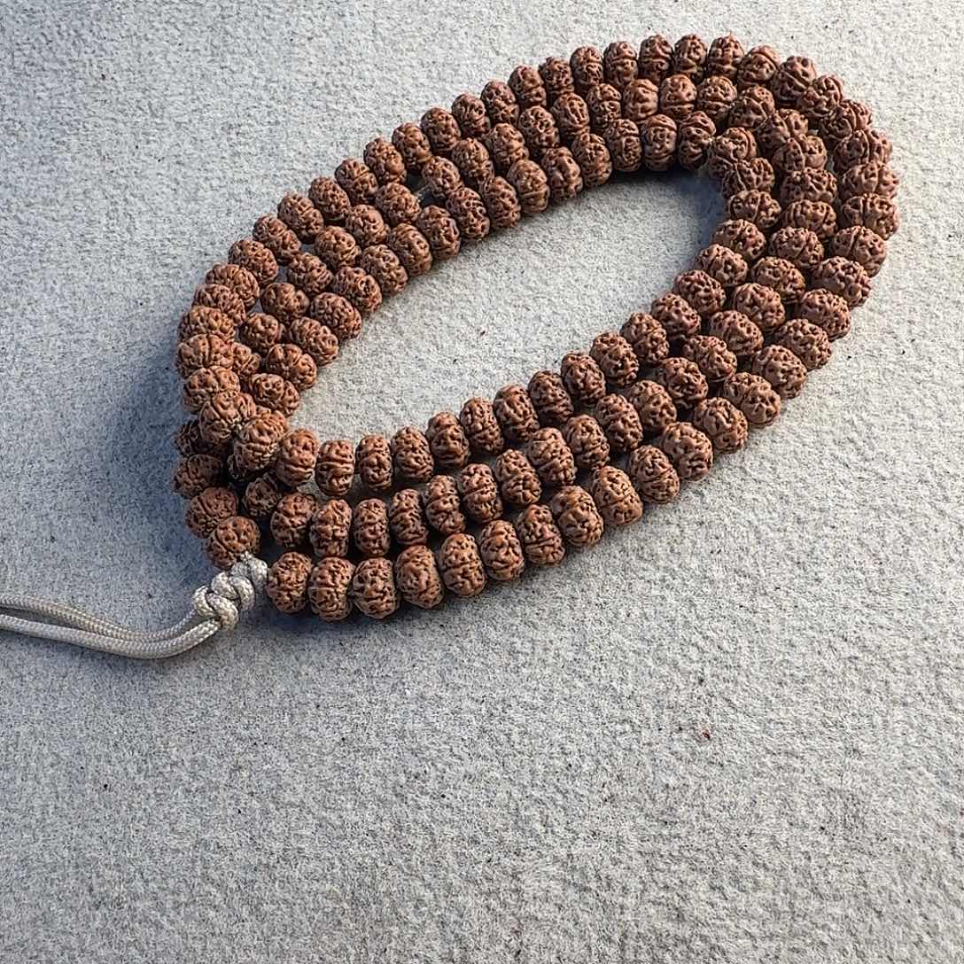 「***」金刚菩提吊坠凹底梅花