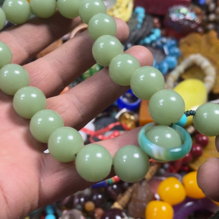 未镶嵌和田玉（糖玉）挂件