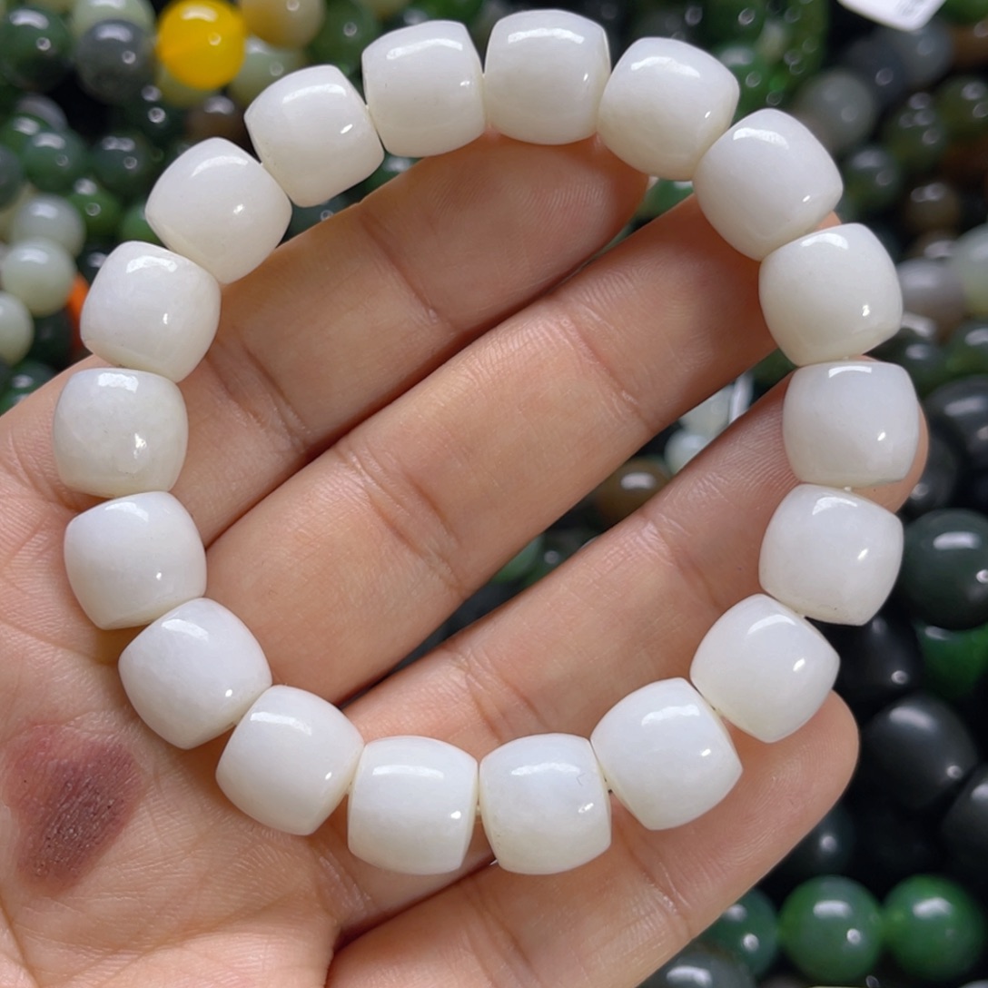 未镶嵌手链和田玉