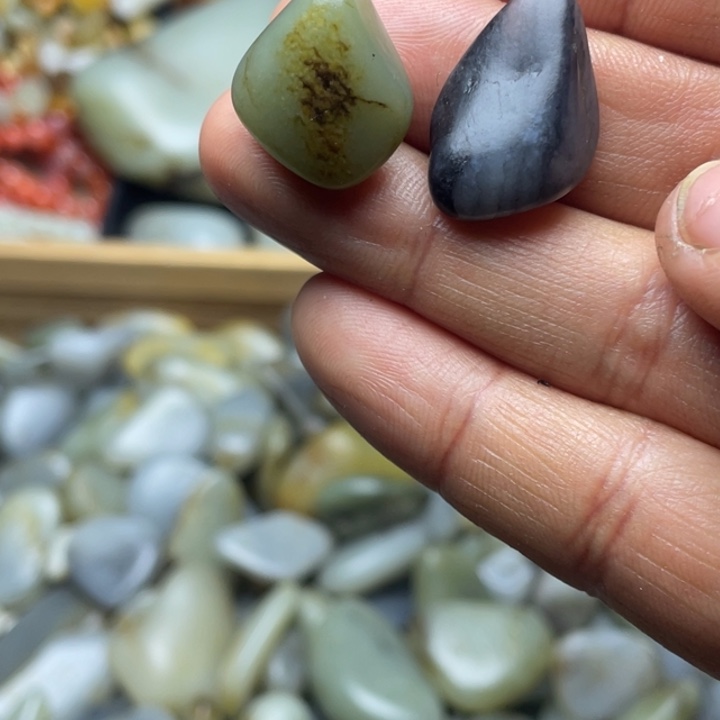 和田玉未镶嵌珠宝半成品