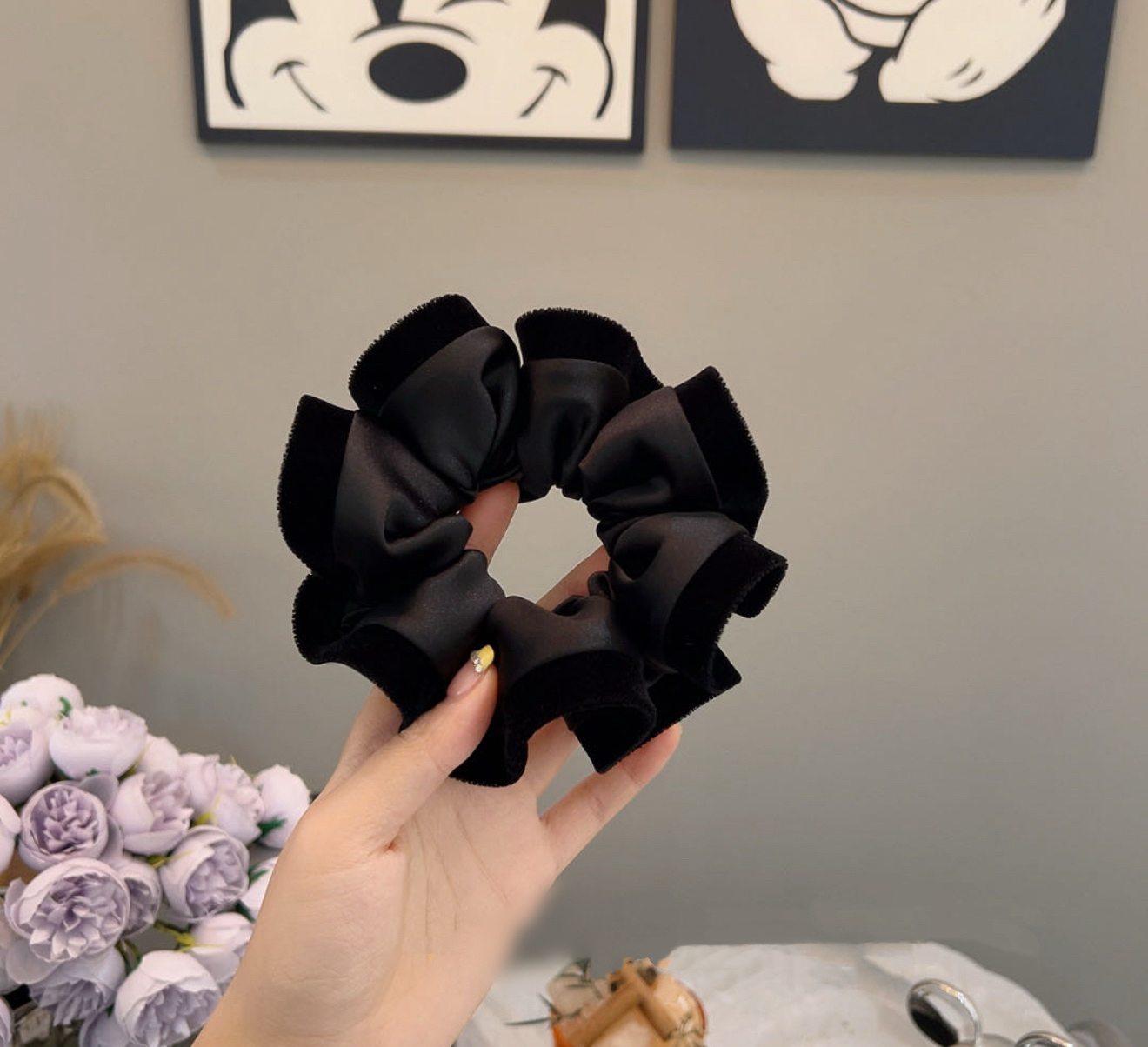 赵露思同款丝绒花边发圈