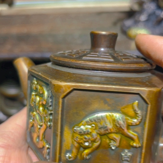 铜的。全清了一件不留