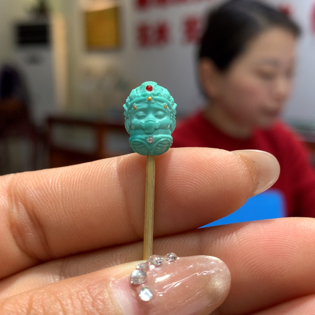 绿松石配饰未镶嵌