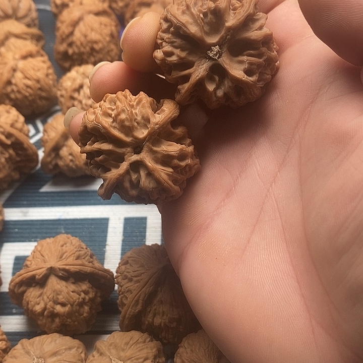 超***飞文玩核桃吊坠苹果