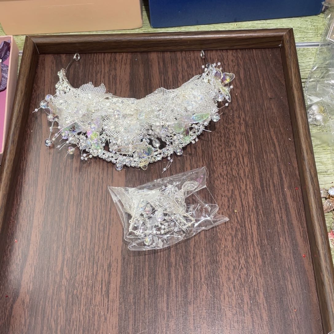 混合材质新娘头饰默认微瑕不退换