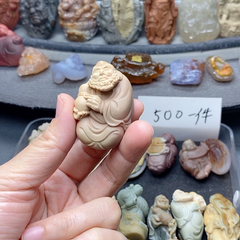 【闪购商品】石英质玉吊坠未镶嵌