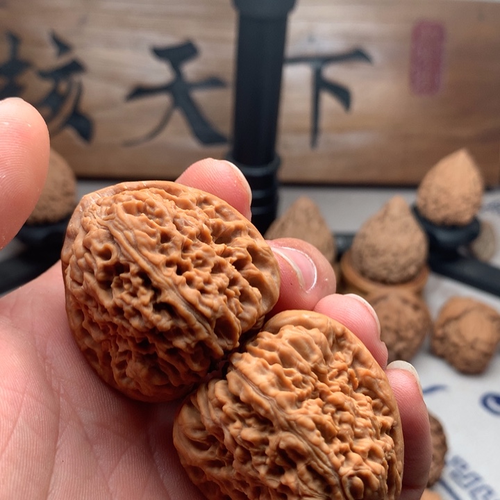 R***.桃核吊坠山地果南疆石尺寸39