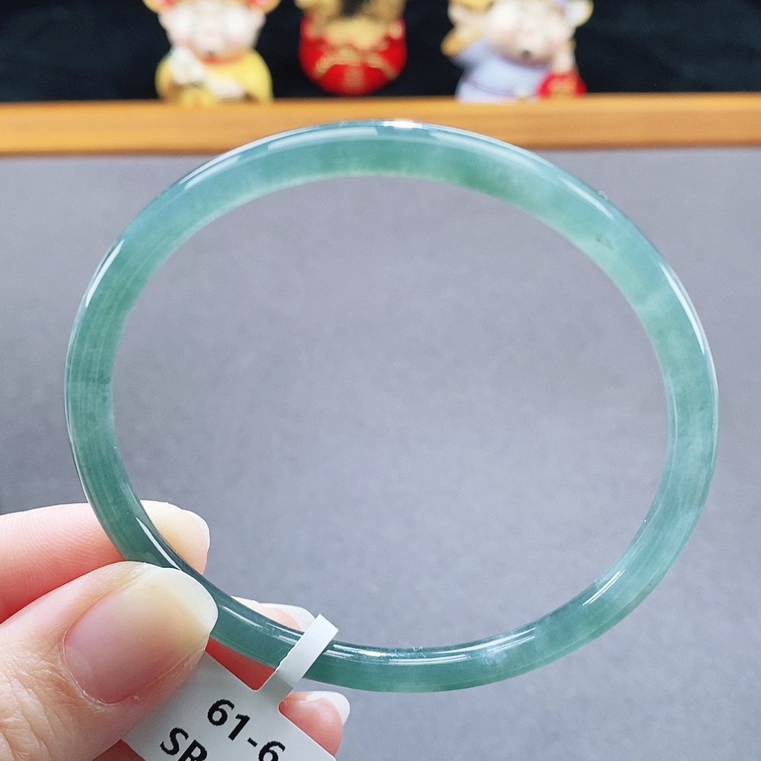 翡翠未镶嵌手镯26