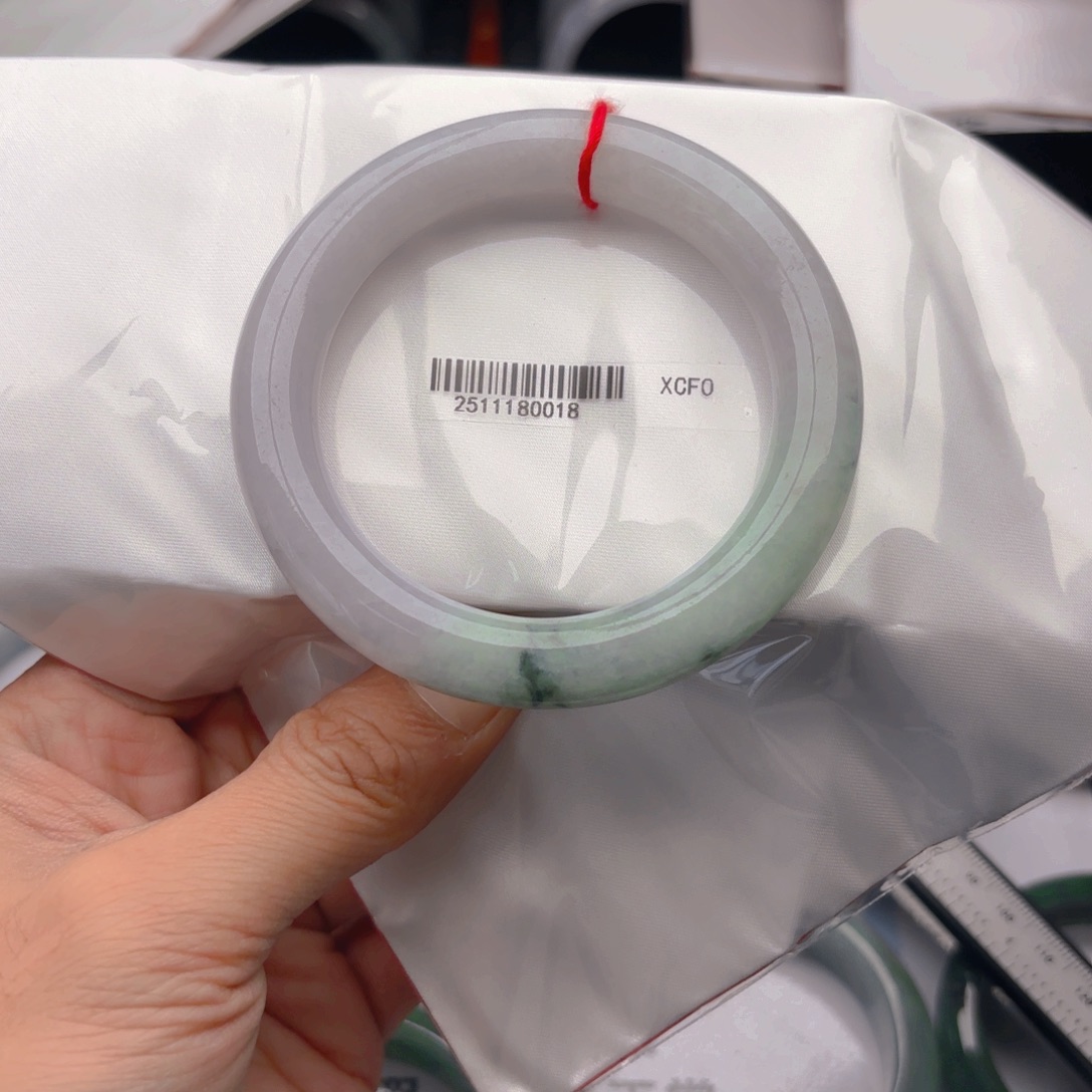 翡翠未镶嵌手镯5758. 86