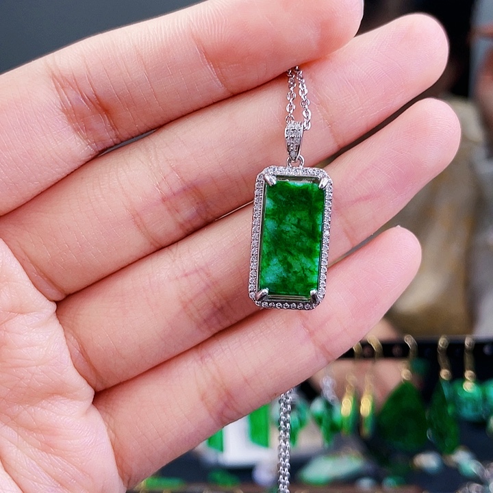 翡翠颈饰银S925镶嵌饰品