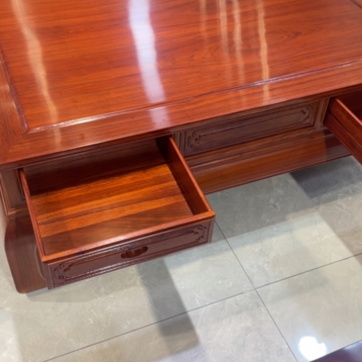 【闪购商品】黑酸枝木类储物柜爱**下