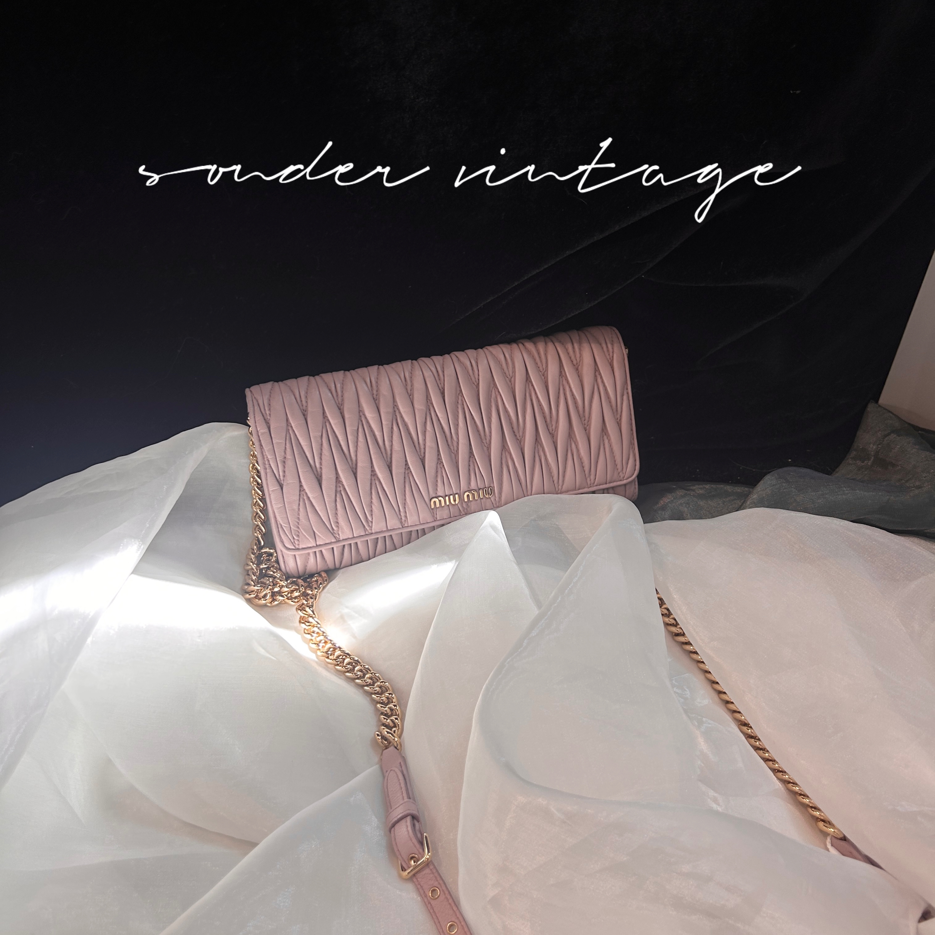 95新 MIU MIU/缪缪 miumiu斜挎包粉色