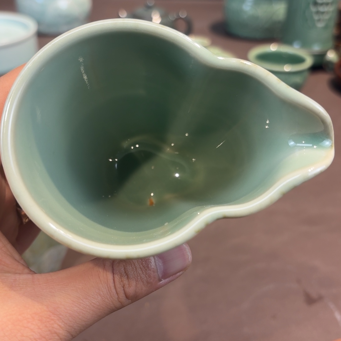 杯龙泉青瓷茶具微瑕