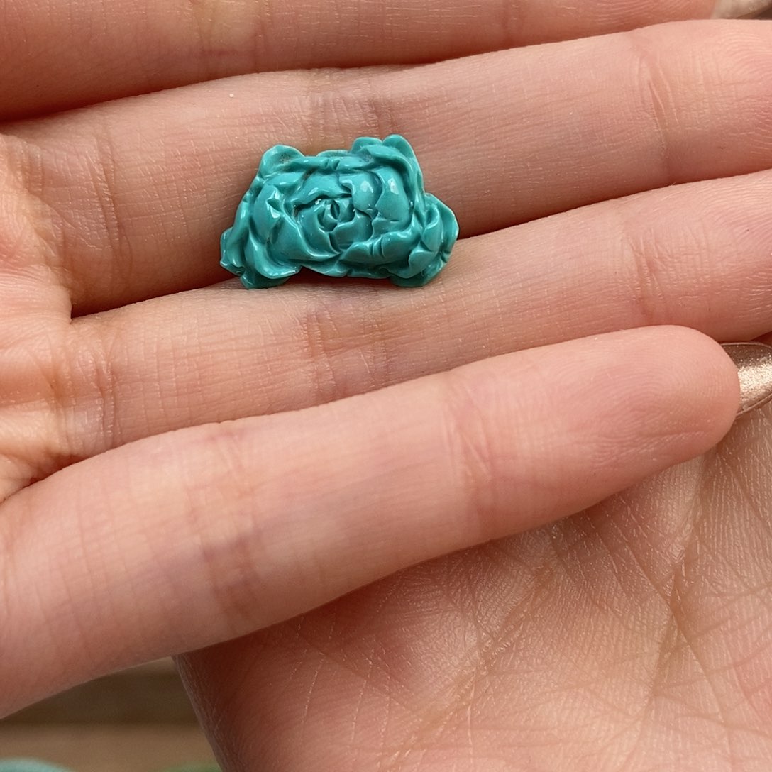 绿松石配饰未镶嵌