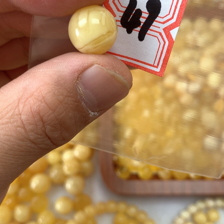 裸石琥珀未镶嵌13.1