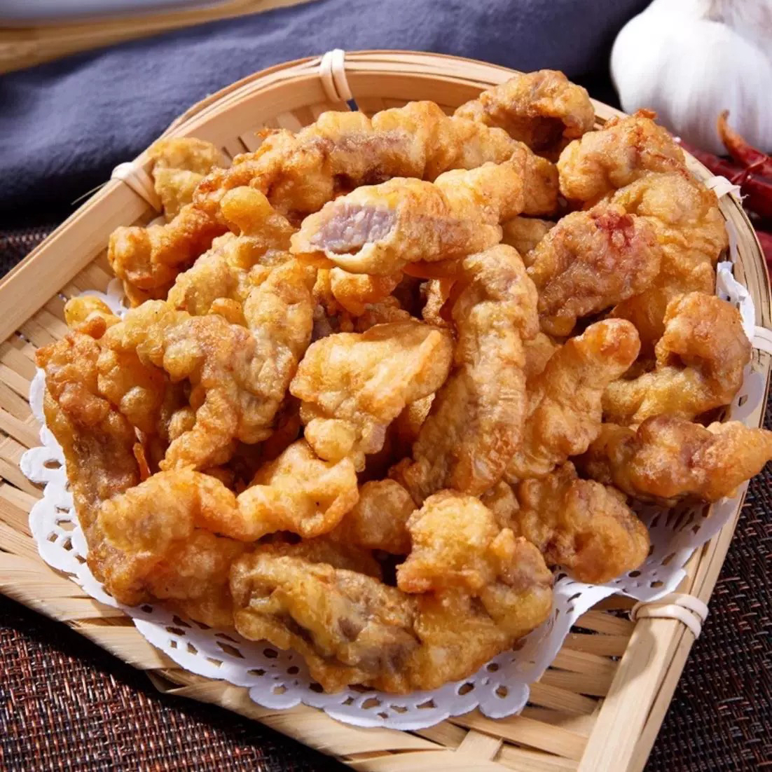 云南保山小酥肉新鲜猪肉油炸新鲜现做腾冲特产