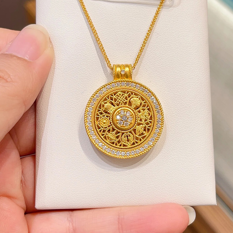 铜合金项链 新中式八宝罗盘项链女可转动复古高级感锁骨链配饰