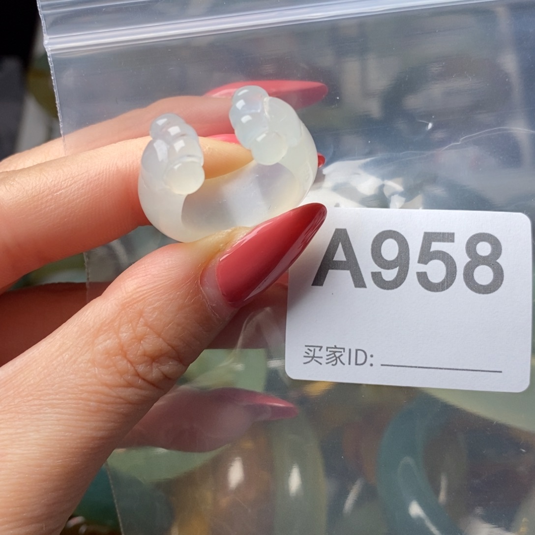 蛇纹石玉未镶嵌纯天然岫玉