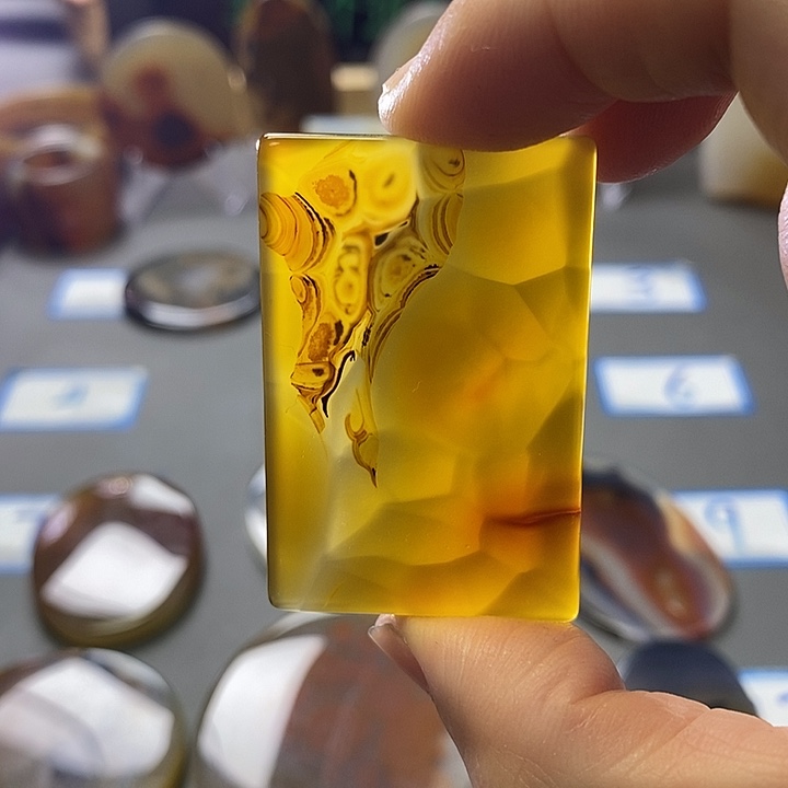 玛瑙/玉髓未镶嵌珠宝半成品229