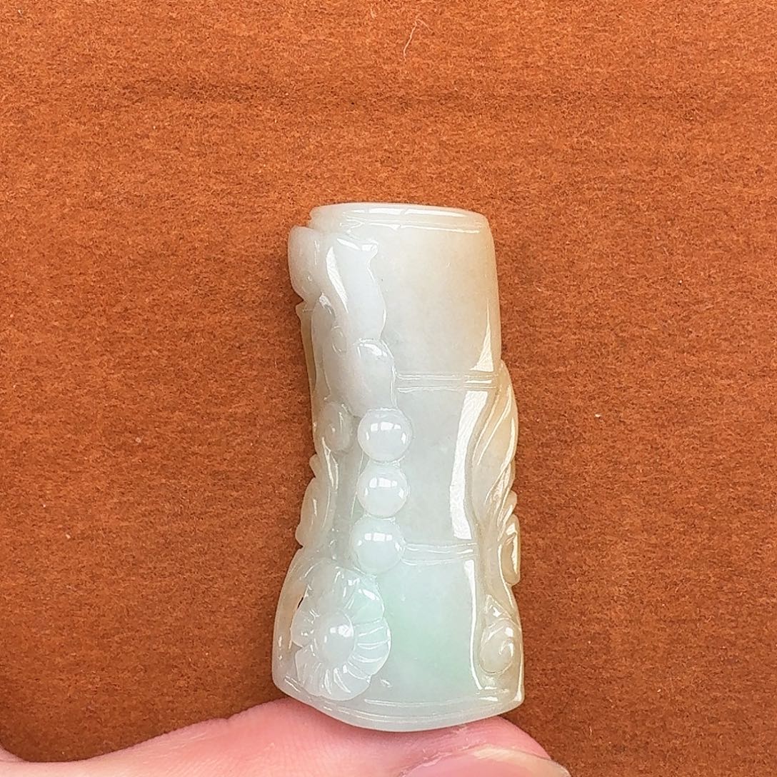 翡翠未镶嵌颈饰天然翡翠