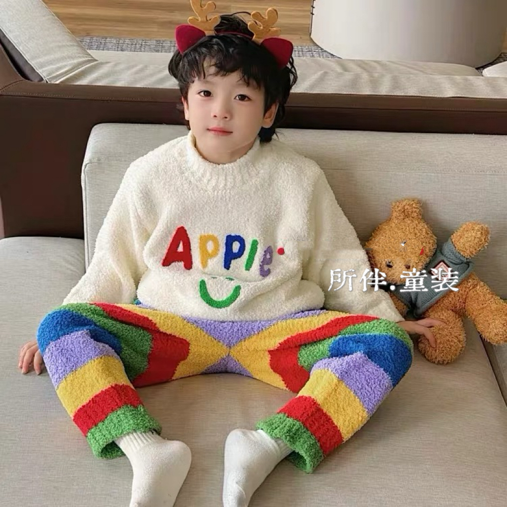 A5399男女童潮流时髦洋气个性休闲秋冬季半边绒套装