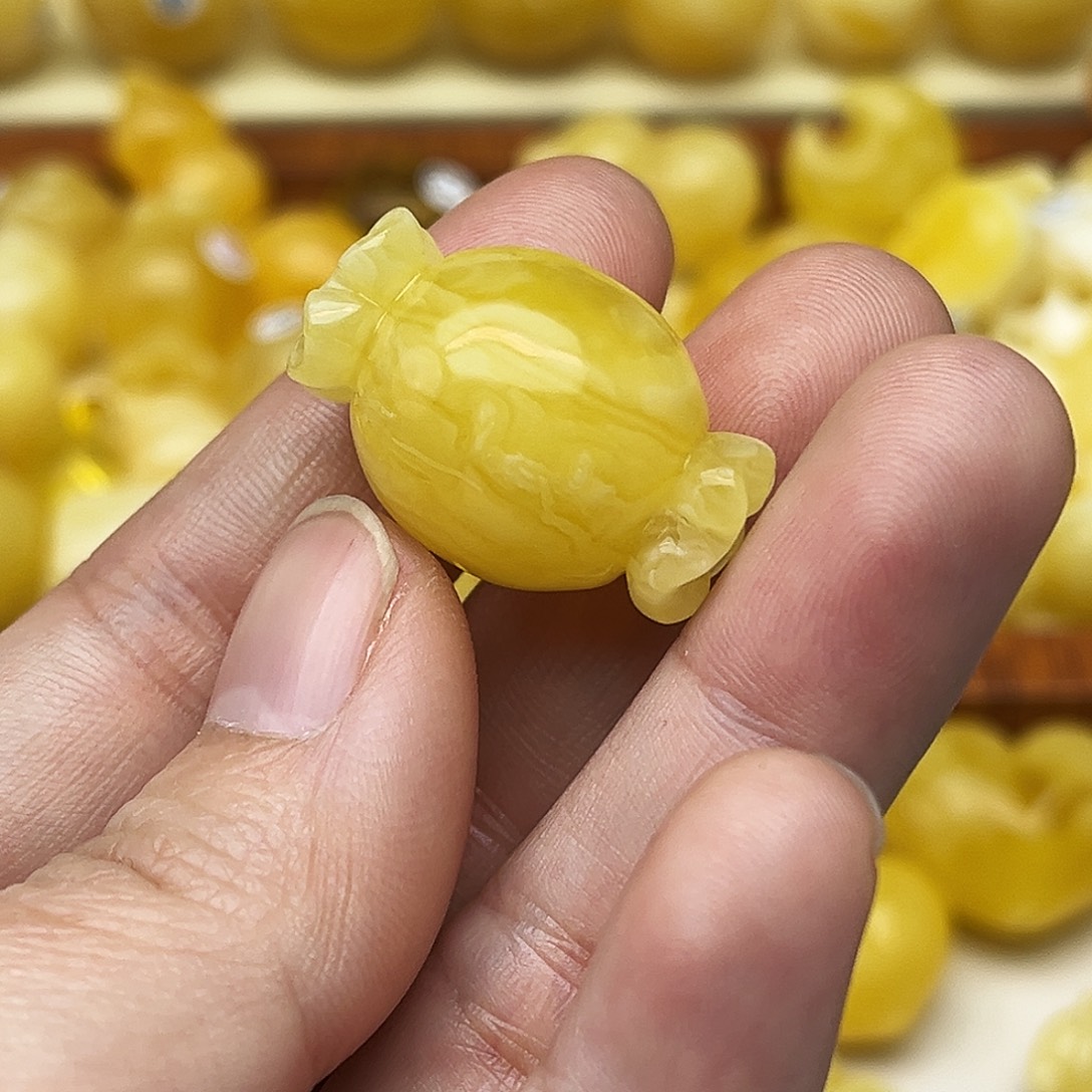 蜜蜡未镶嵌裸石天然